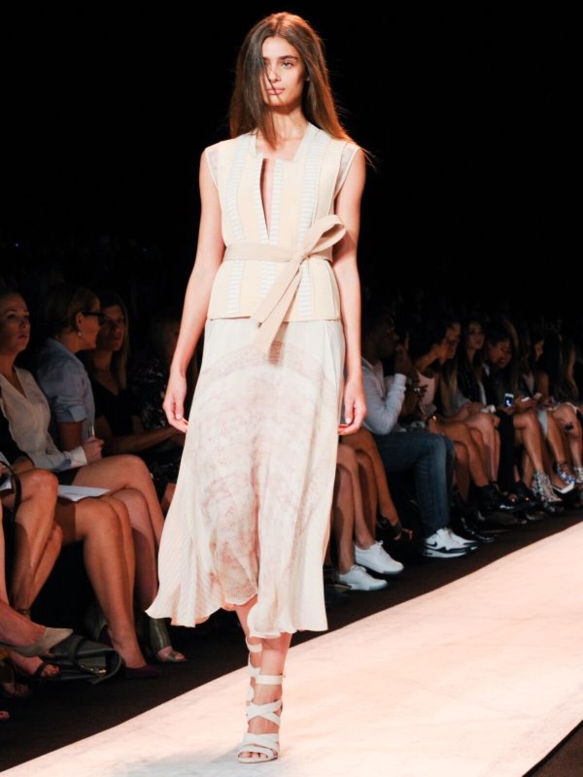 BCBGMAXAZRIA 