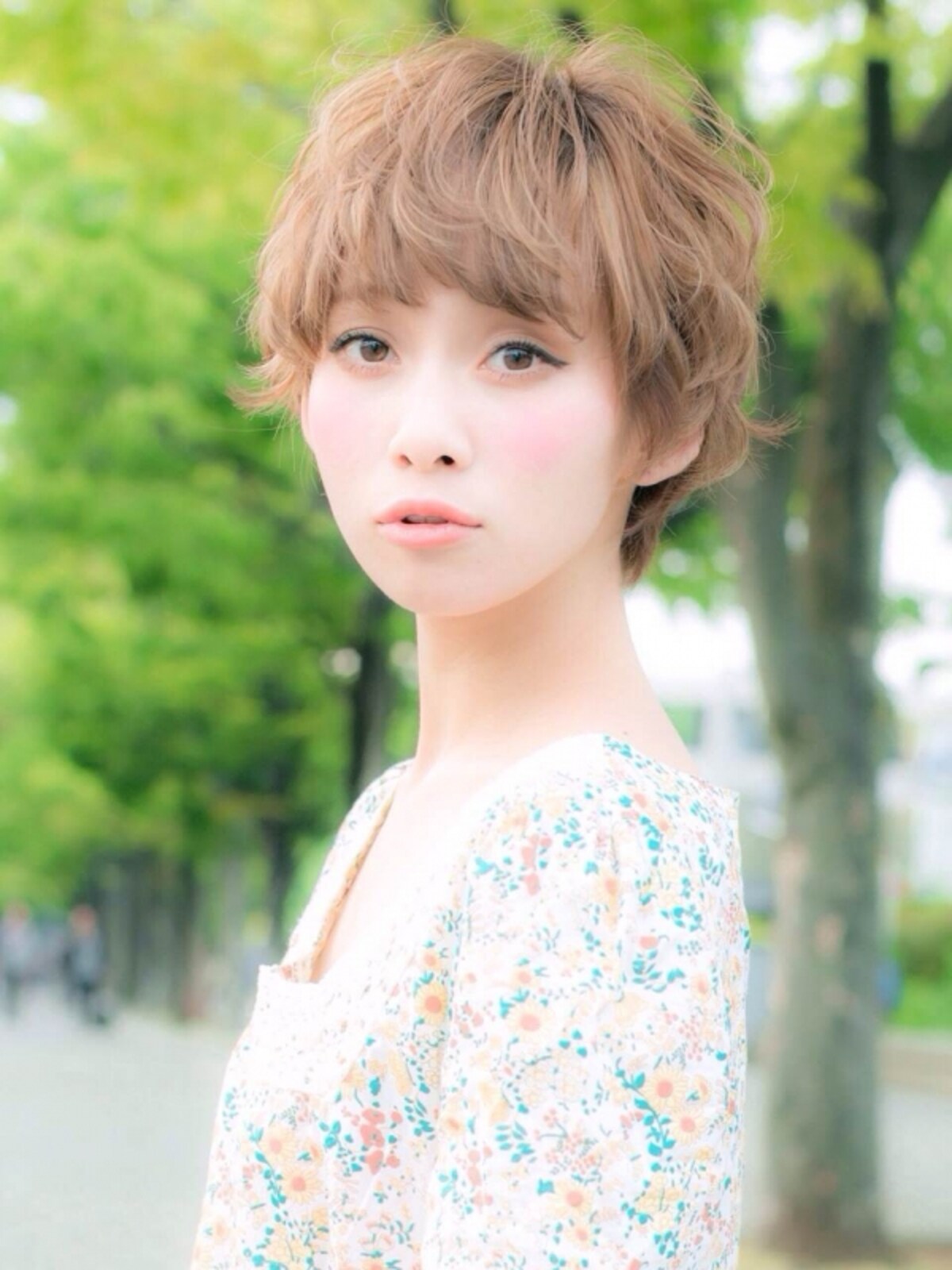 Noz