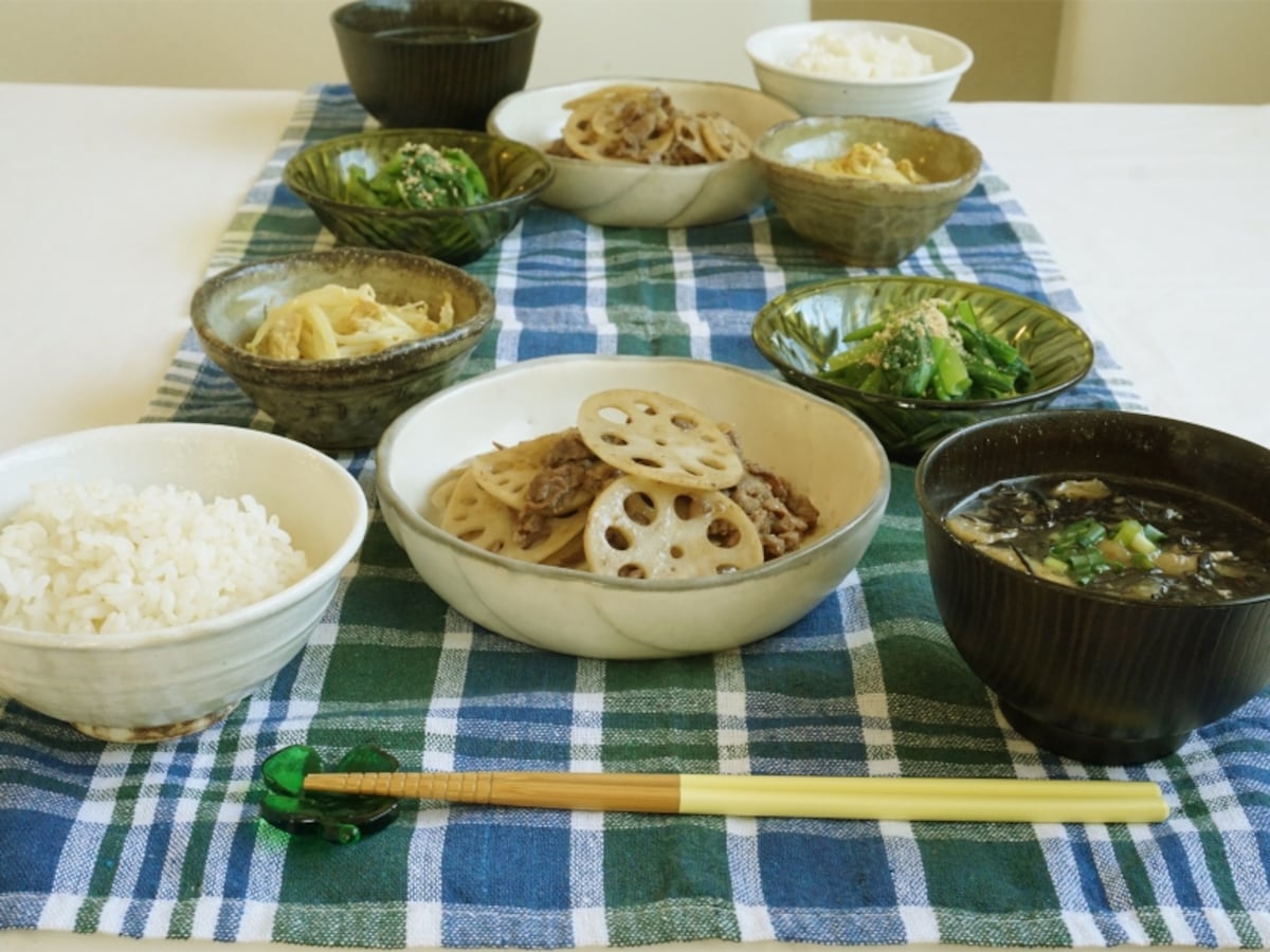 牛肉とレンコンのきんぴら風定食