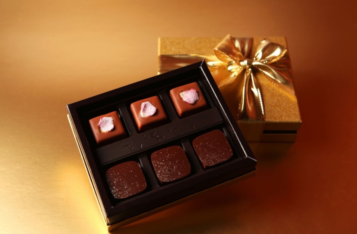 Champagne et Rose（シャンパーニュ エ ローズ）　3000円（税抜き）