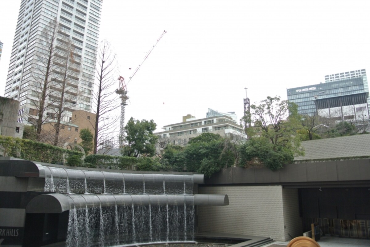 建設中の「パークコート赤坂桜坂」の現地