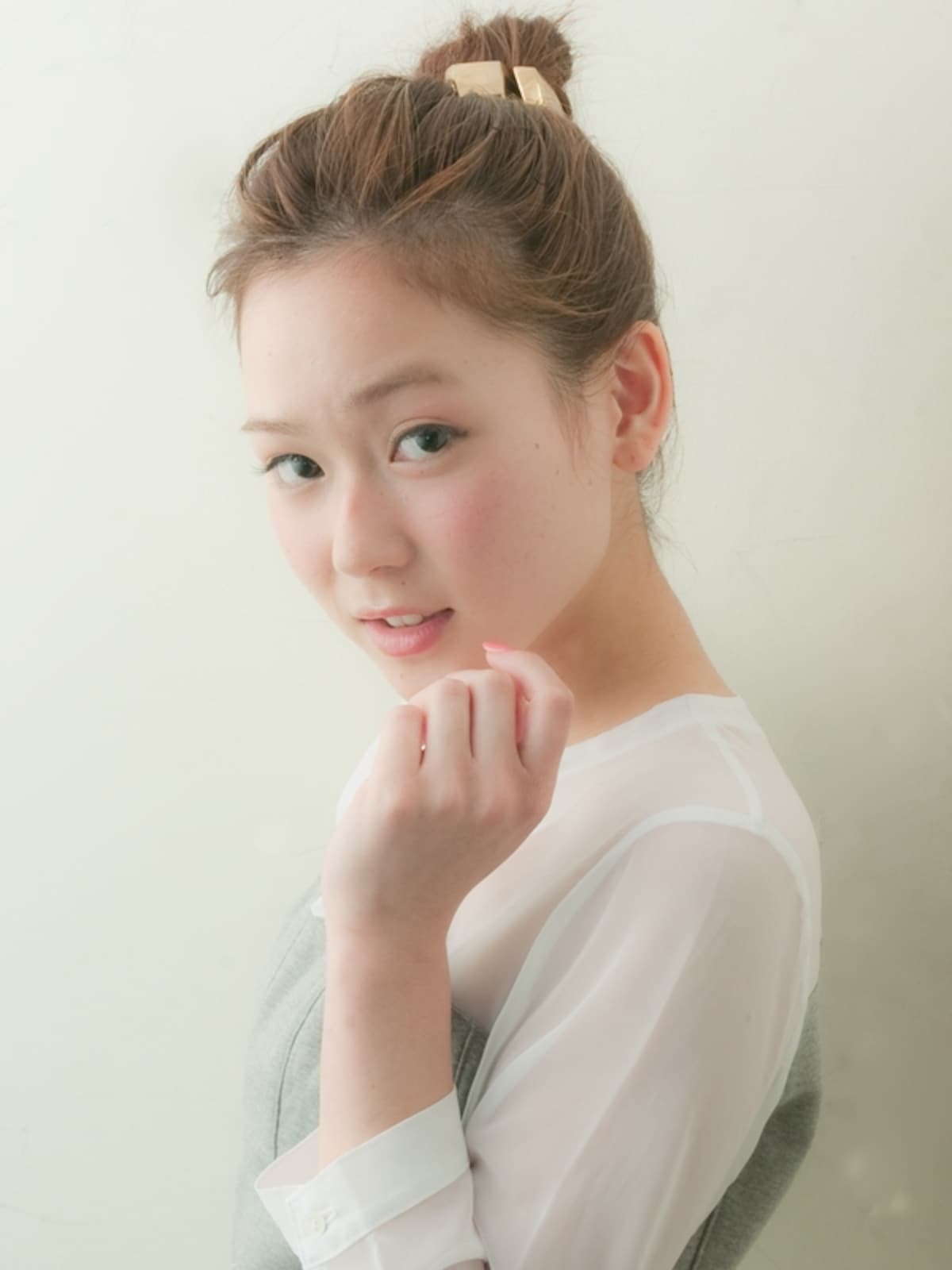 きっちり仕上がるお団子ヘアアレンジ
