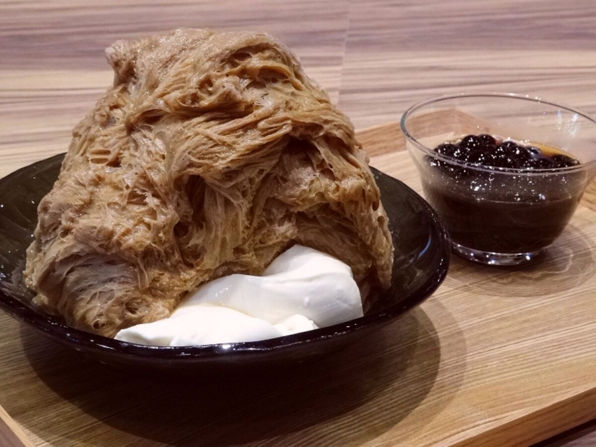 「ICE MONSTER」の「タピオカミルクティーかき氷」は別添のタピオカに注目！