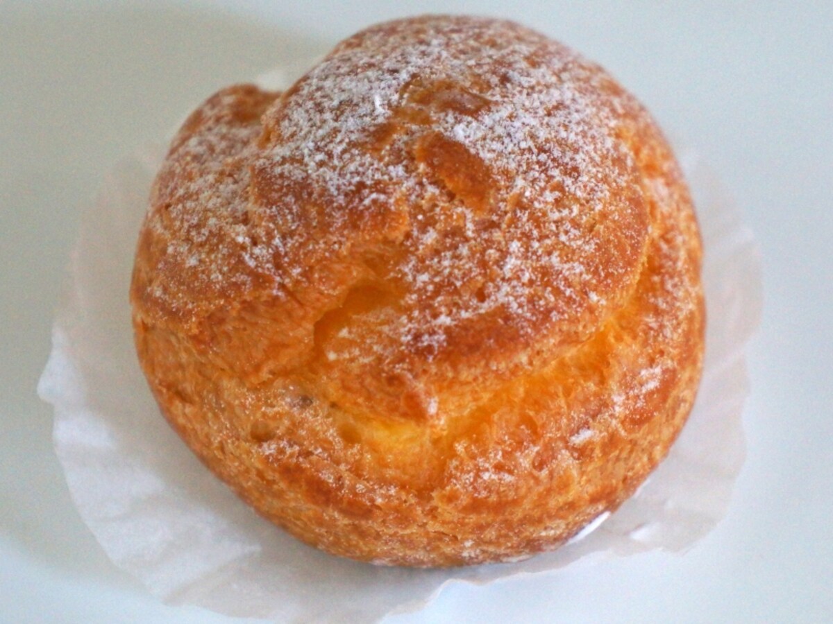 シュークリーム　220円