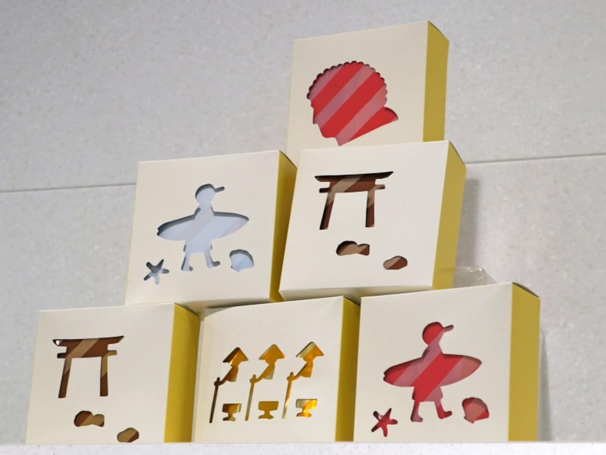 大仏、鳥居、サーファーをイメージしたBOX