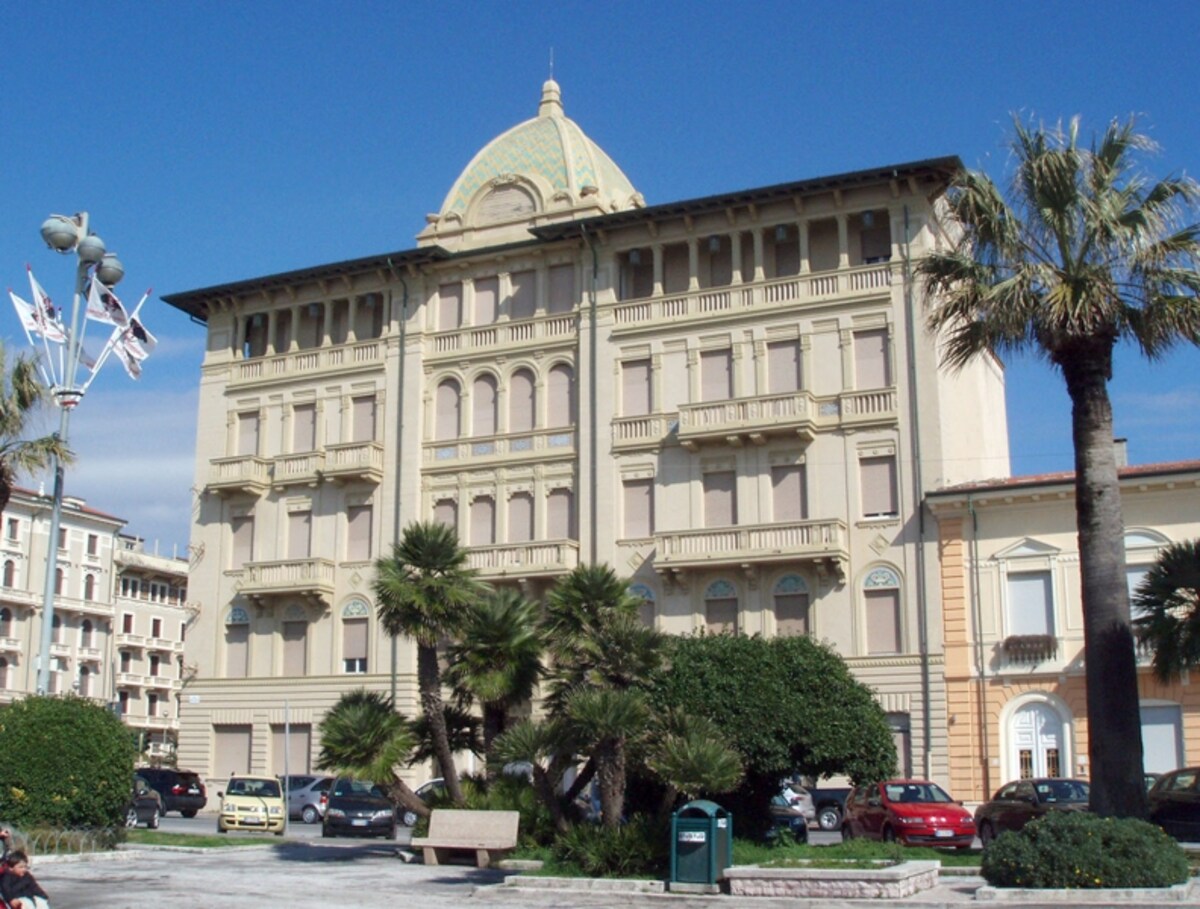 Hotel Excelsior