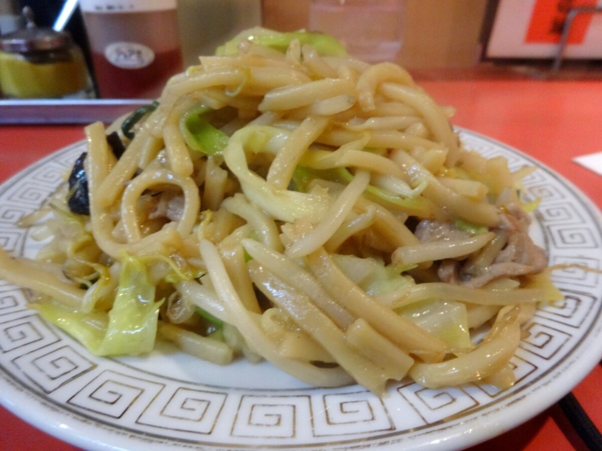 麺がもりあがっている