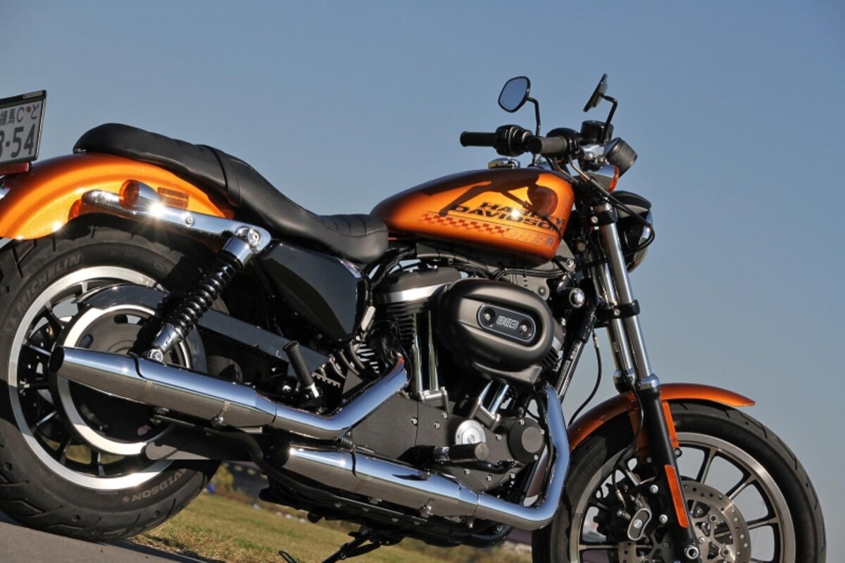 人気モデル XL883Rが装いを新たに！