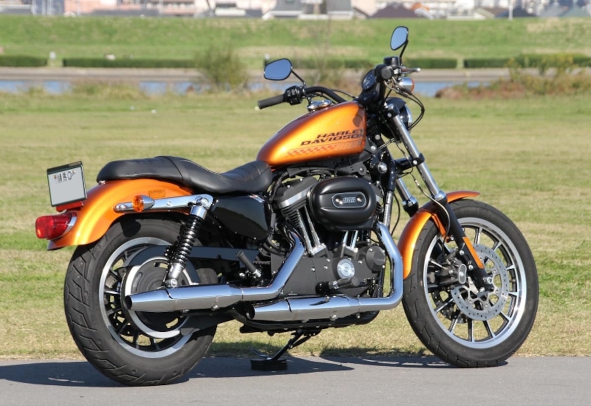 スポーツスター XL883R スタイリング