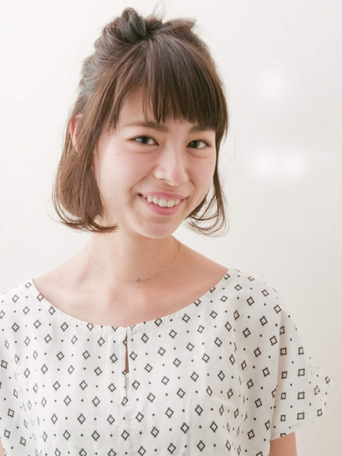ボブヘアにおすすめしたい簡単くるりんぱヘアアレンジ