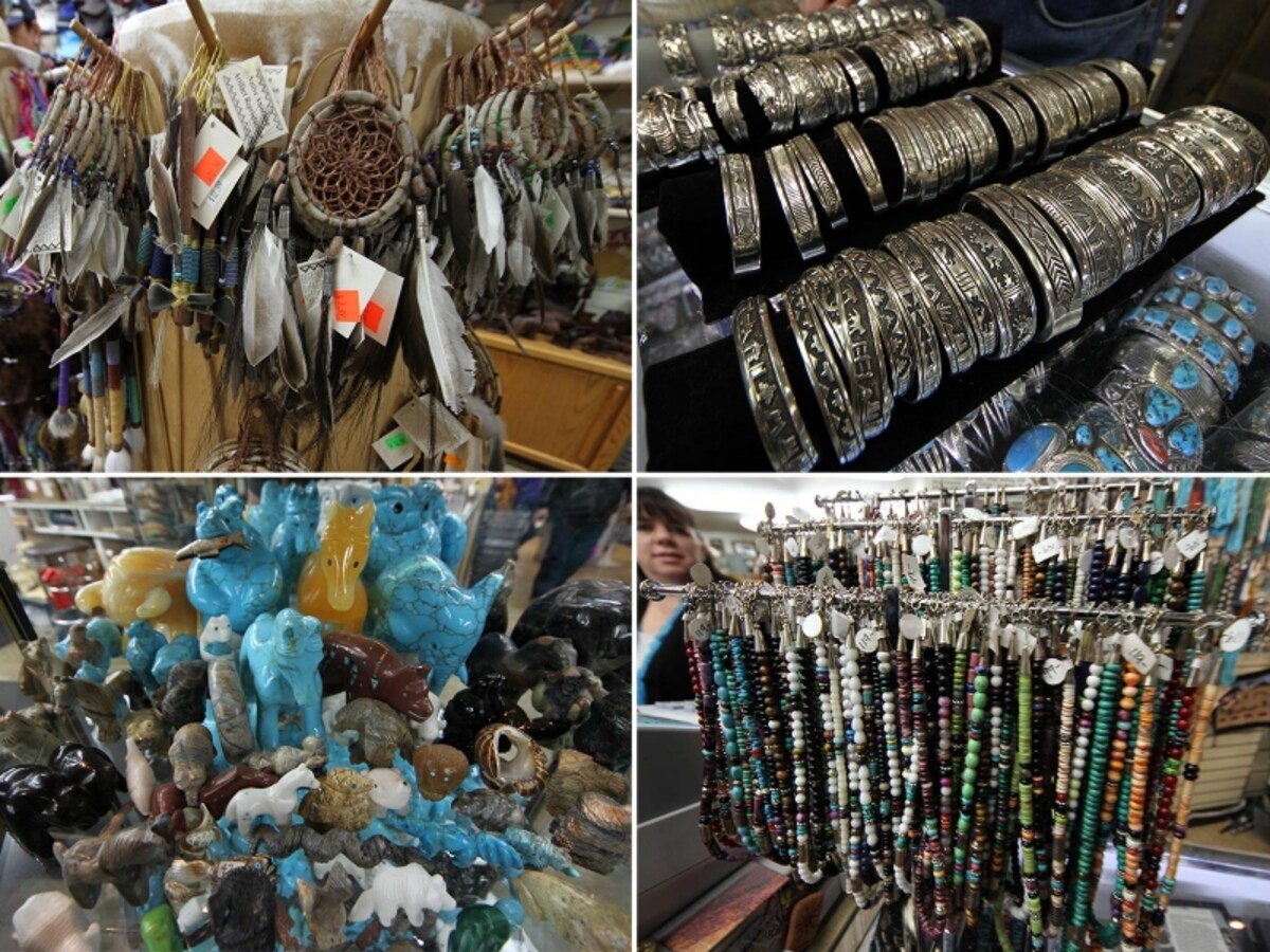 ドリームキャッチャーやシルバーアクセサリーなど、西部アメリカらしいアイテムが目白押しのインディアン雑貨。喜ばれること間違いなし！