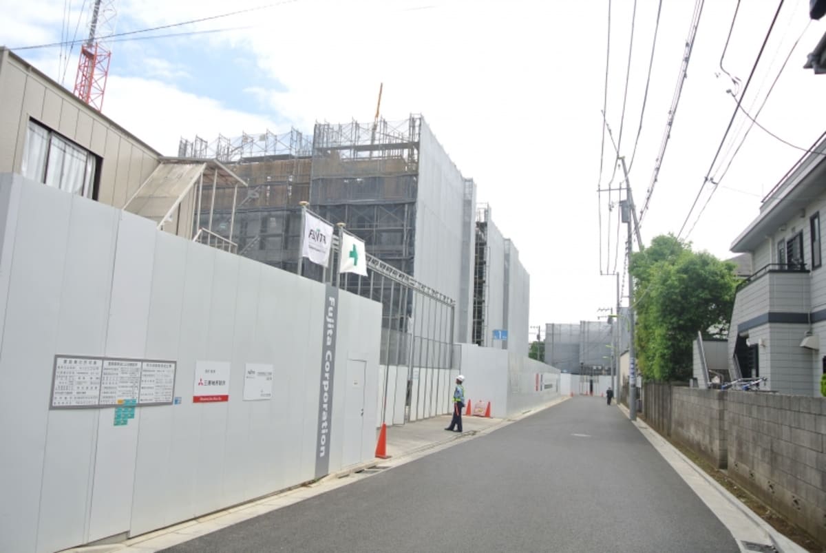 「ザ・パークハウス 千歳烏山グローリオ」の現地