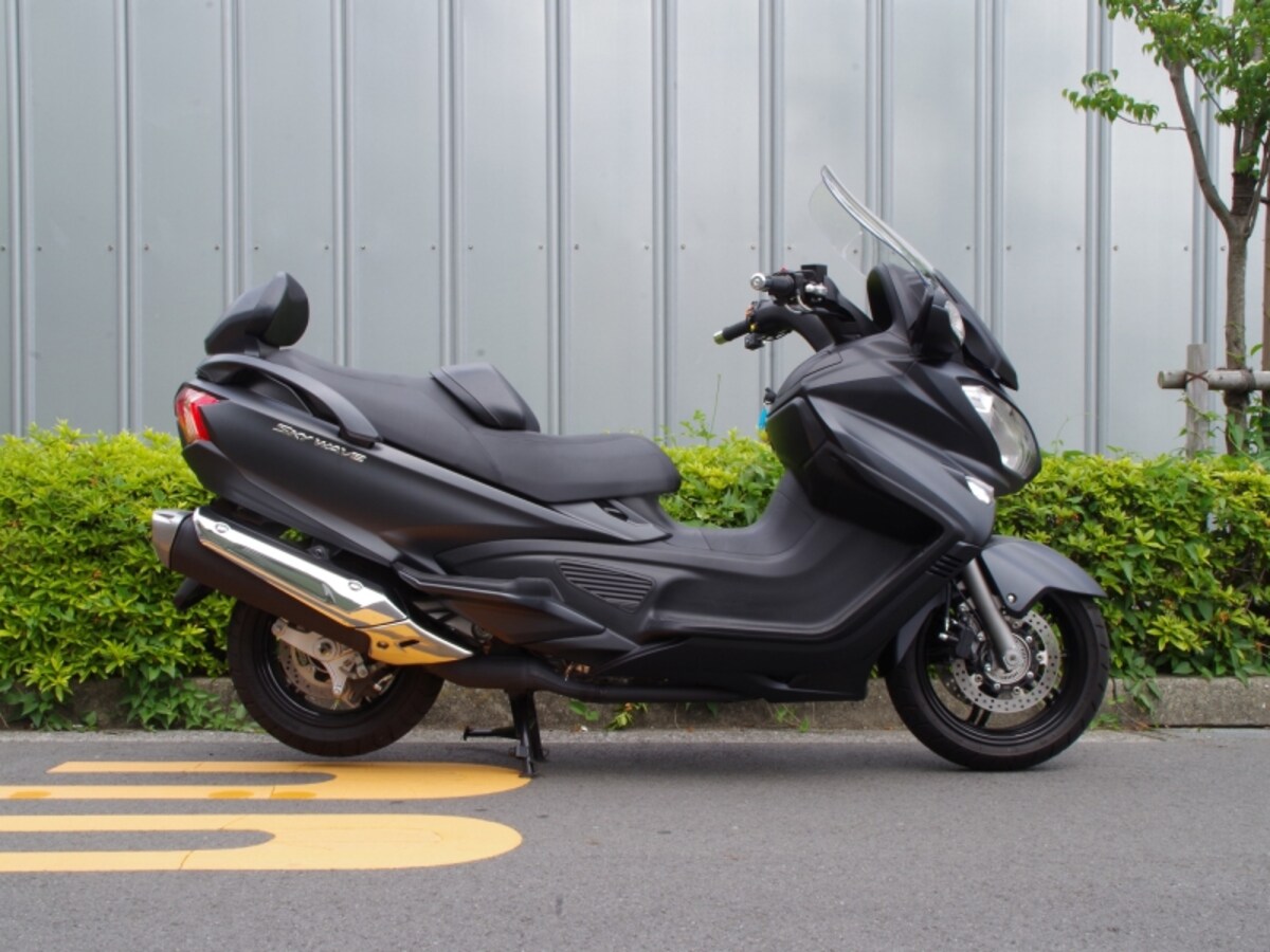 スカイウェイブ650LX サイドビュー