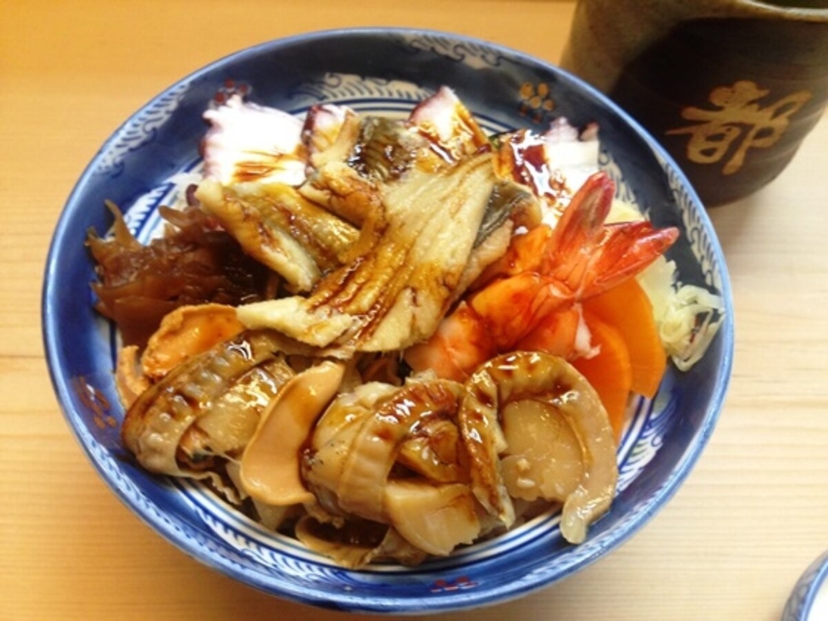 にもの丼