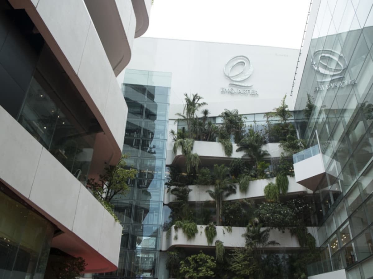 EMQUARTIER（エムクオーティエ）は３つの建物に分かれており、 それぞれデザインに合わせてネーミングされている