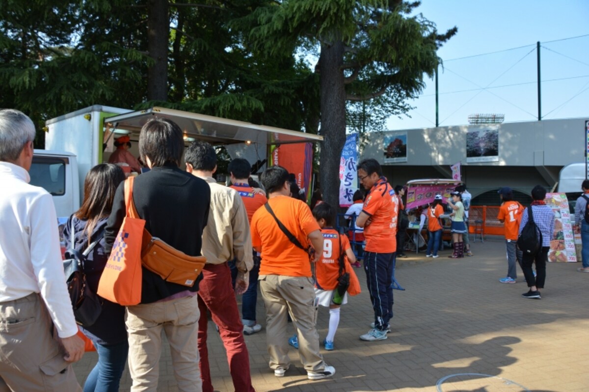 グルメスポットのような屋台村