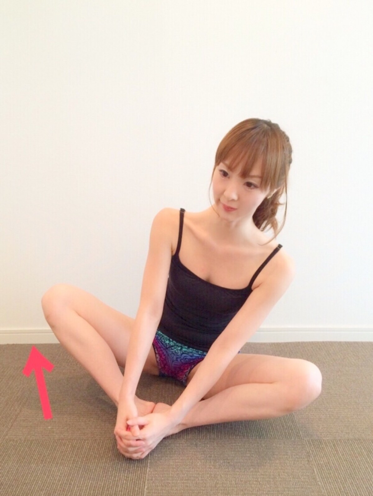 お尻歩き1