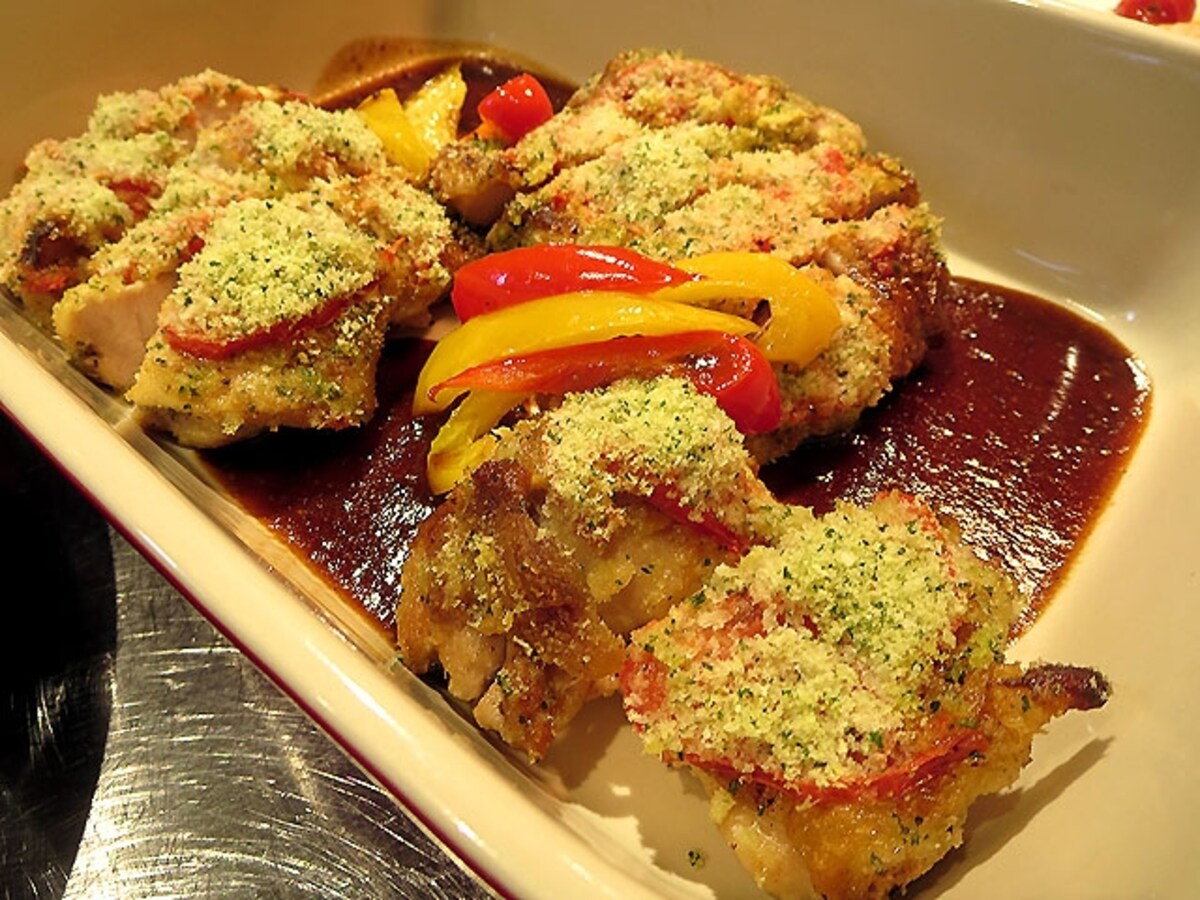 鶏モモ肉の香草パン粉焼き マスタードソース