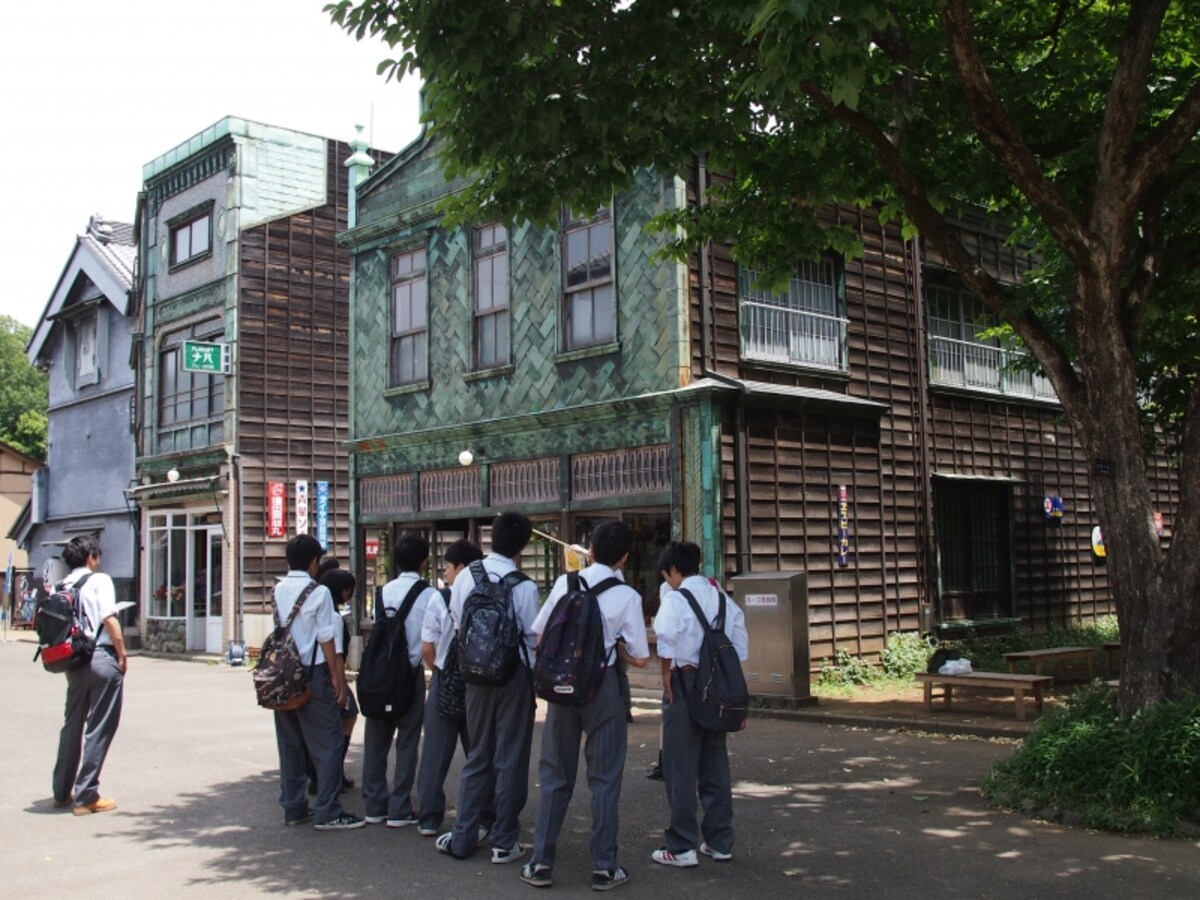 どの年代が見ても楽しめるようになっている。