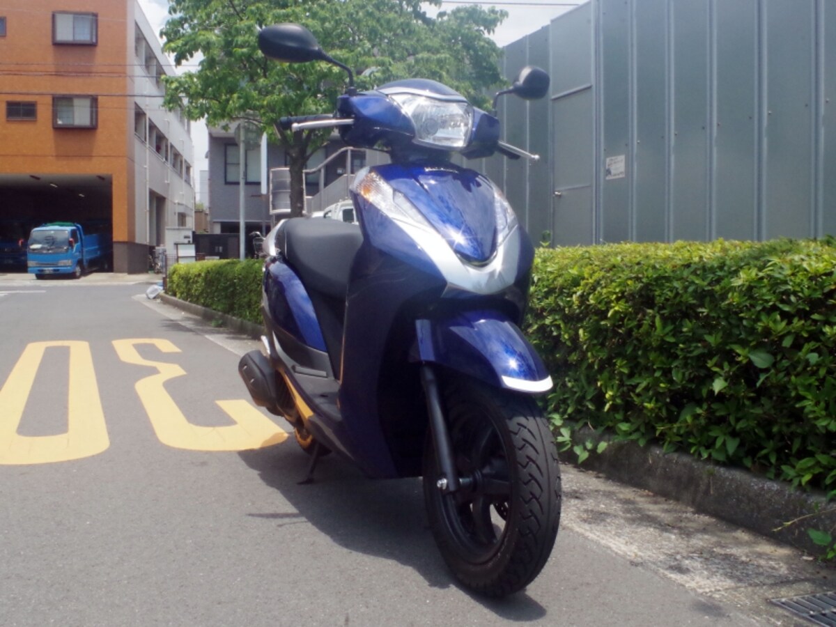 リード125フロントビュー