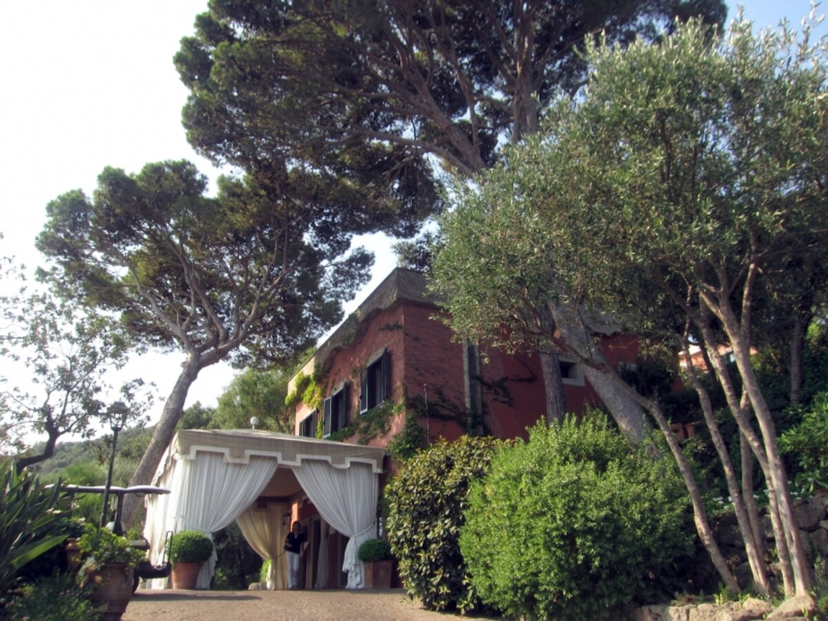 Hotel Mezzatorre