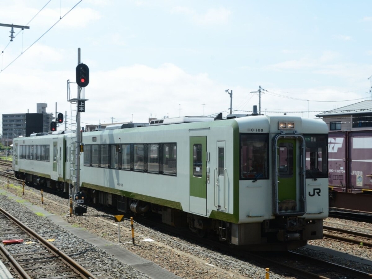 女川行き列車