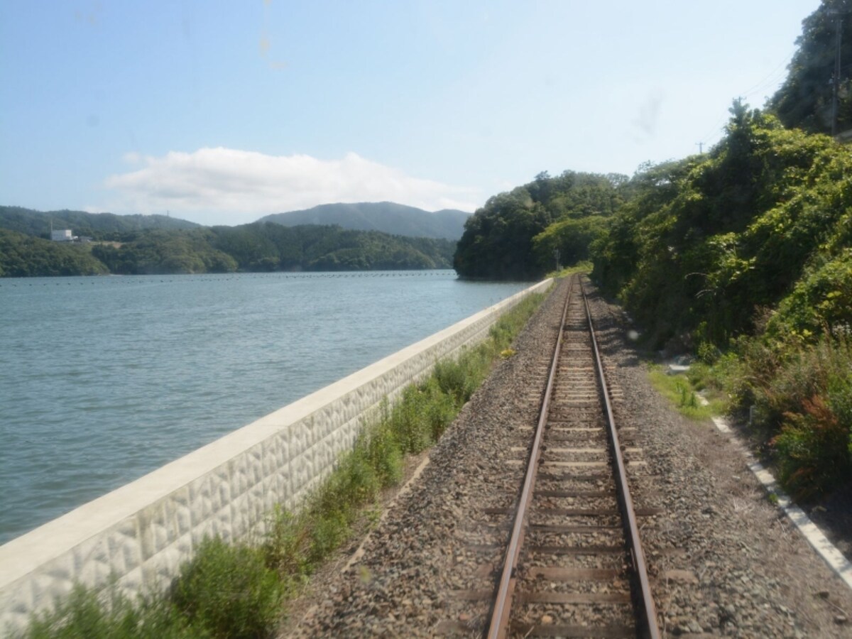 万石浦