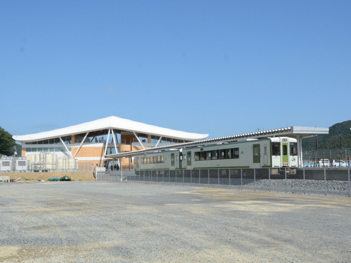 女川駅発の列車