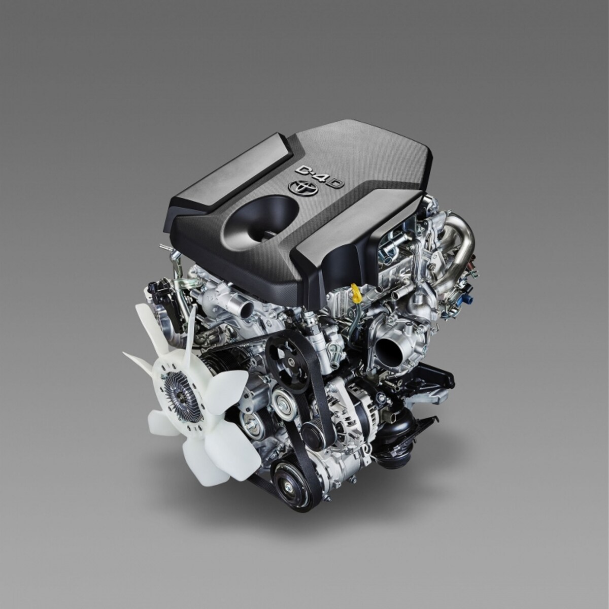 新開発となる2.8Lクリーンディーゼルエンジン「1GD-FTV」を搭載