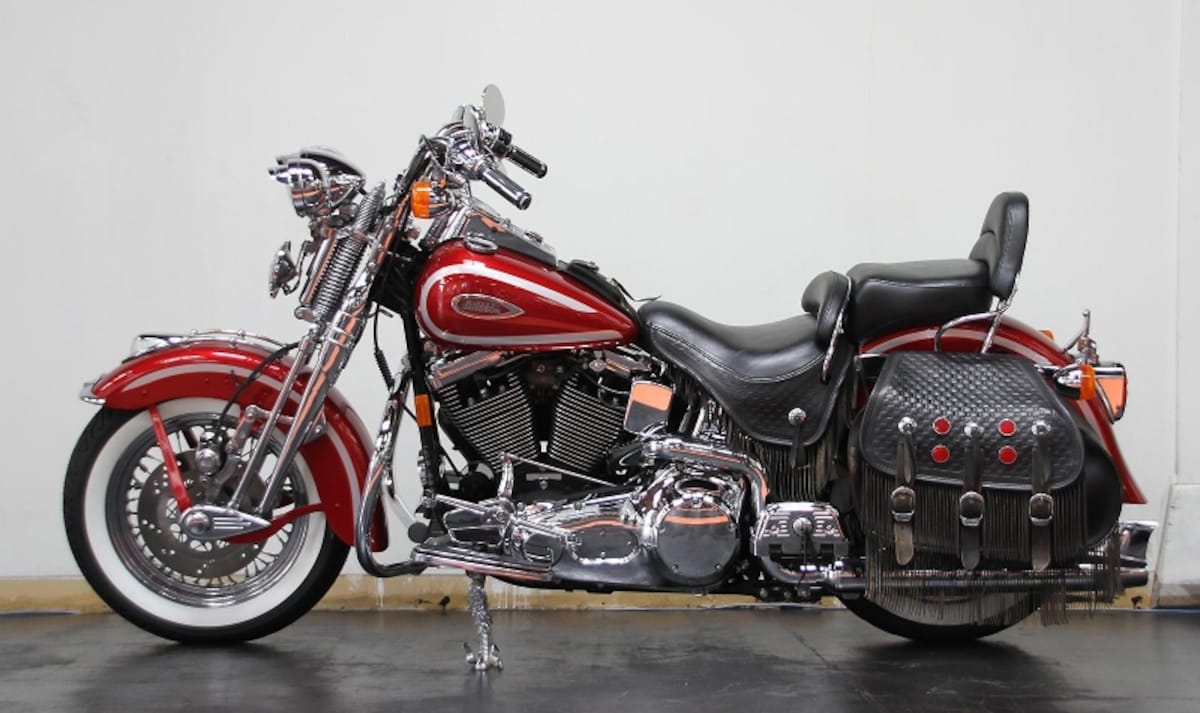 1999年式 FLSTS スプリンガーソフテイルの中古車（例）