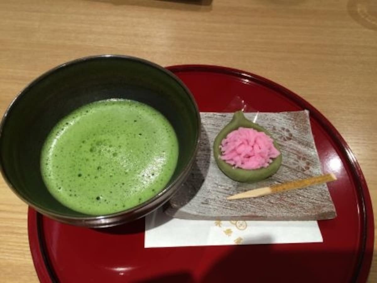 茶道の和菓子に使う黒文字・菓子切が木で作られている理由