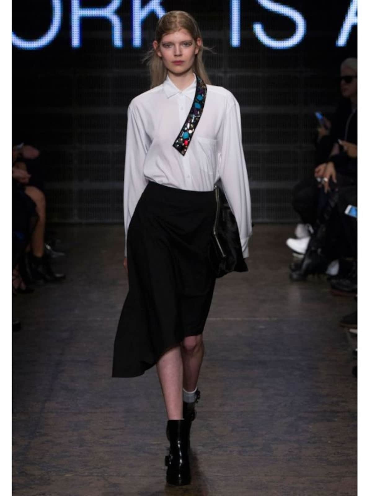 DKNY 