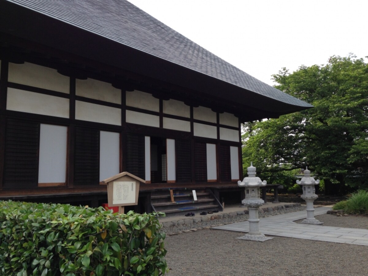 満徳寺本堂