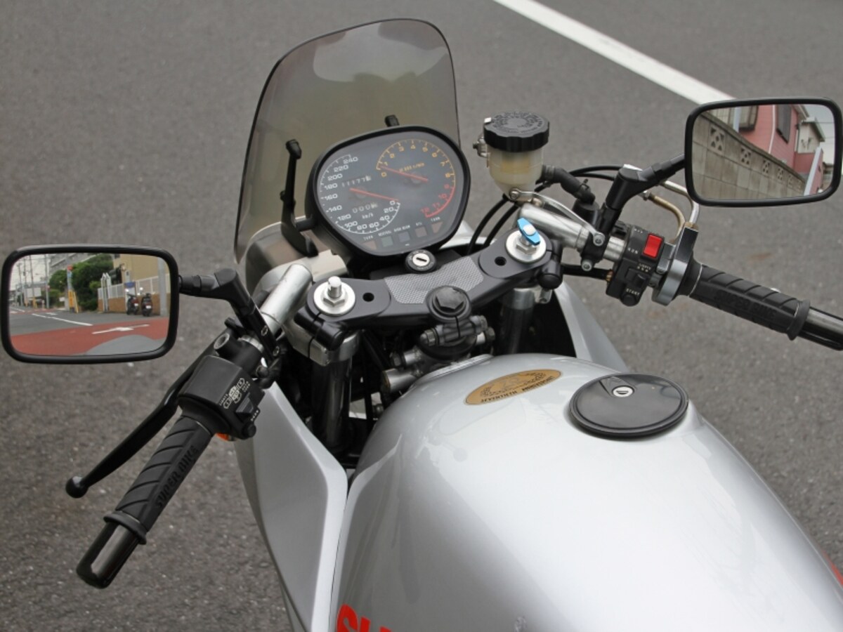 GSX1100Sカタナ　70周年記念モデル