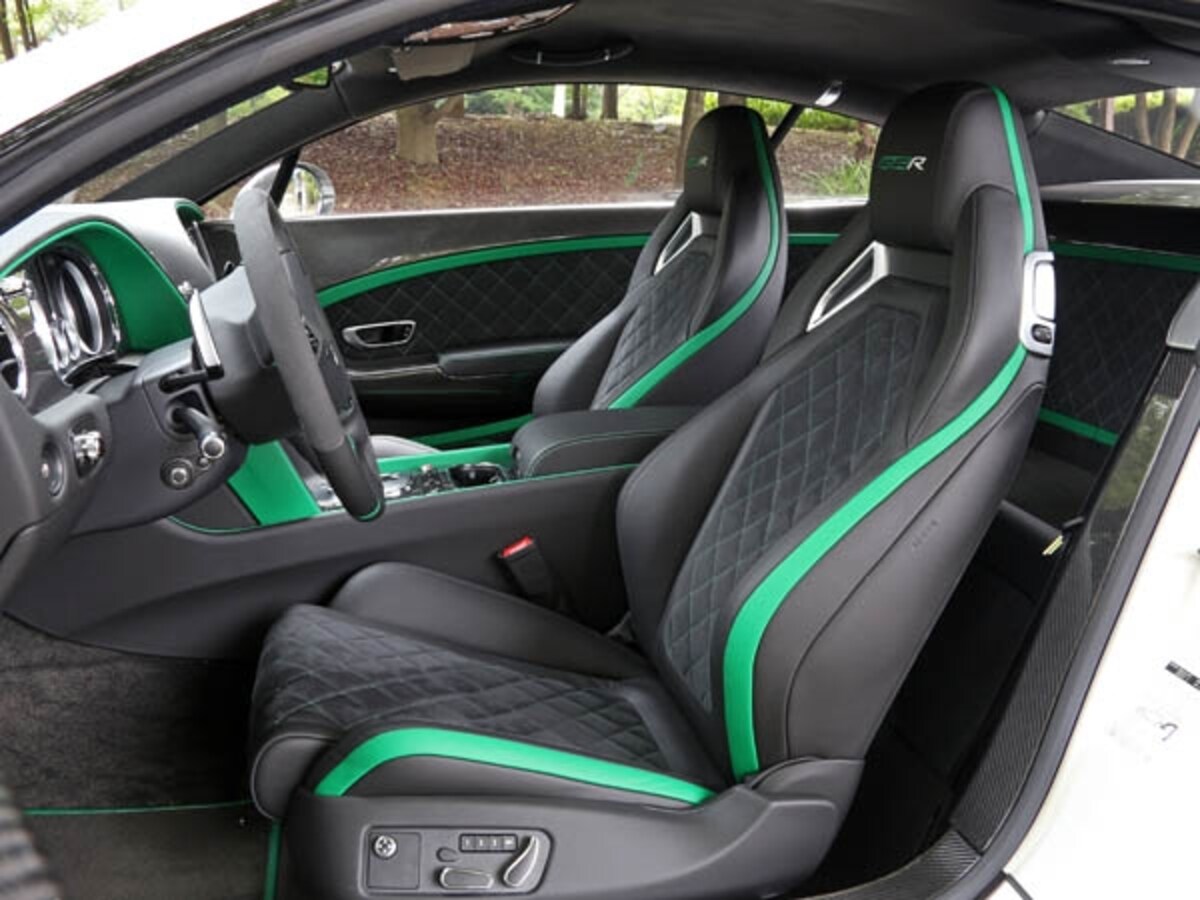 ベントレーコンチネンタルGT３R