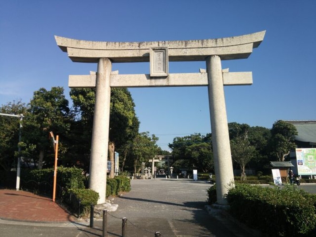 宗像大社・辺津宮（2）／海の方を向く石鳥居