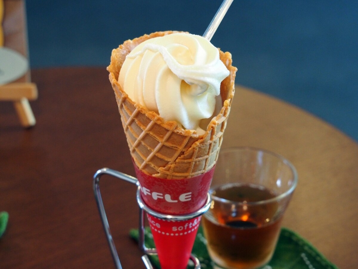 烏骨鶏ソフトクリーム＠烏鶏庵