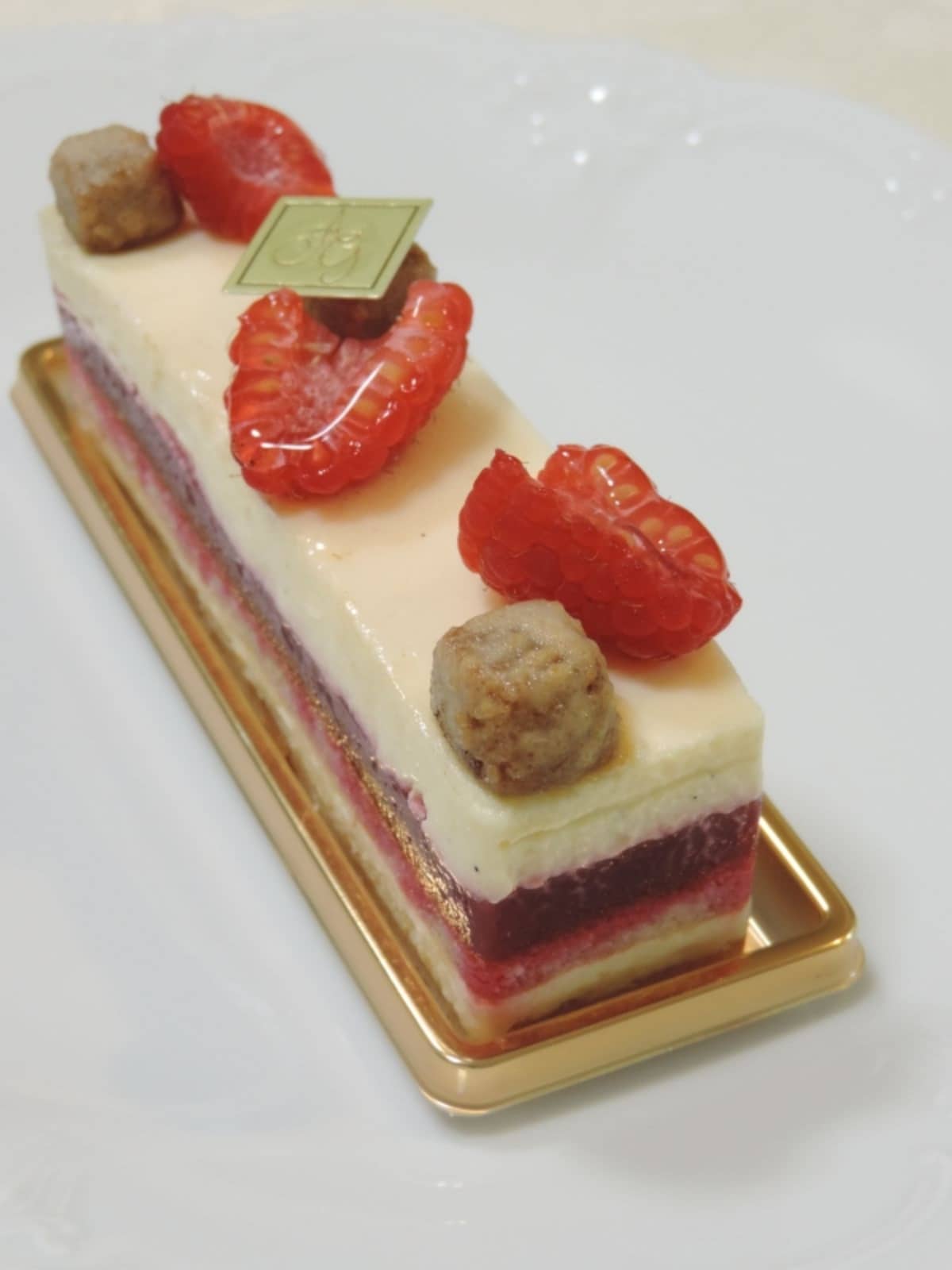 「アヴランシュ・ゲネー」の「ヴィオレ」(税抜460円)
