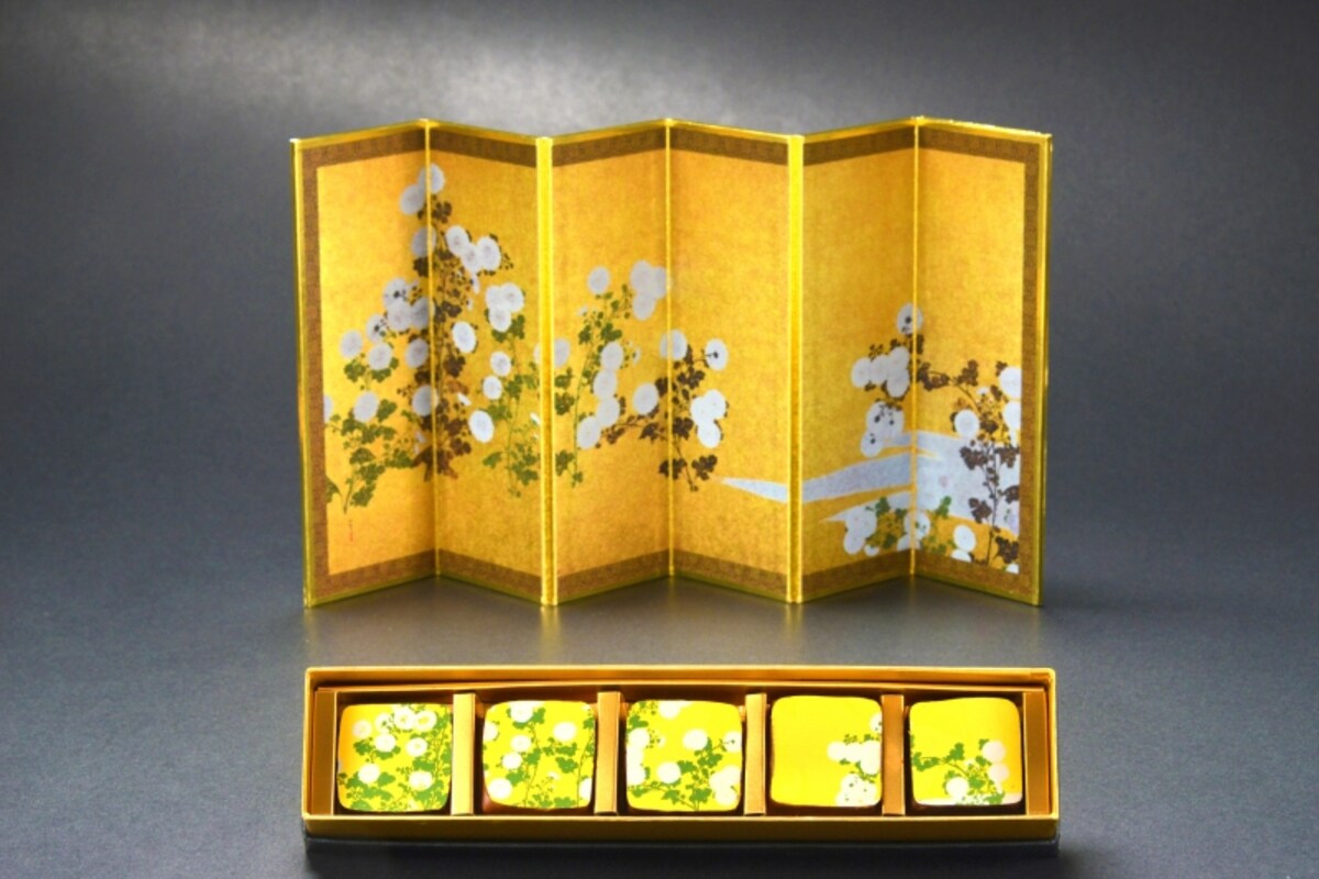 岡田美術館「光琳菊図屏風チョコレート」2600円（税込）