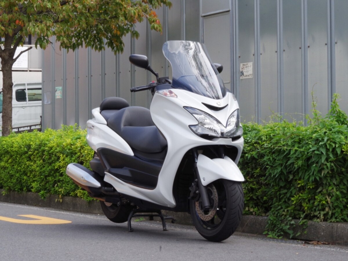 グランドマジェスティ400　フロントビュー