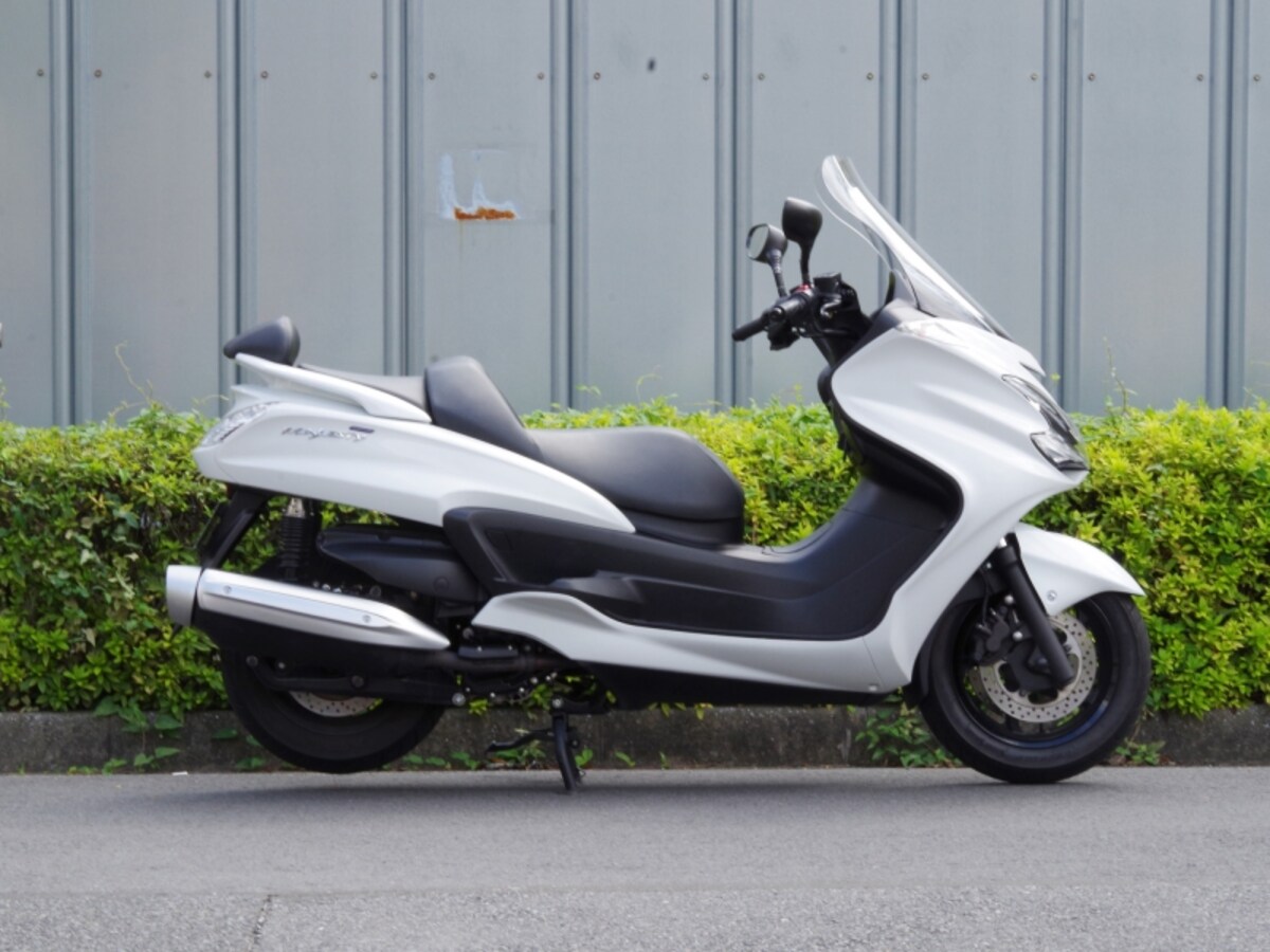 グランドマジェスティ400　サイドビュー
