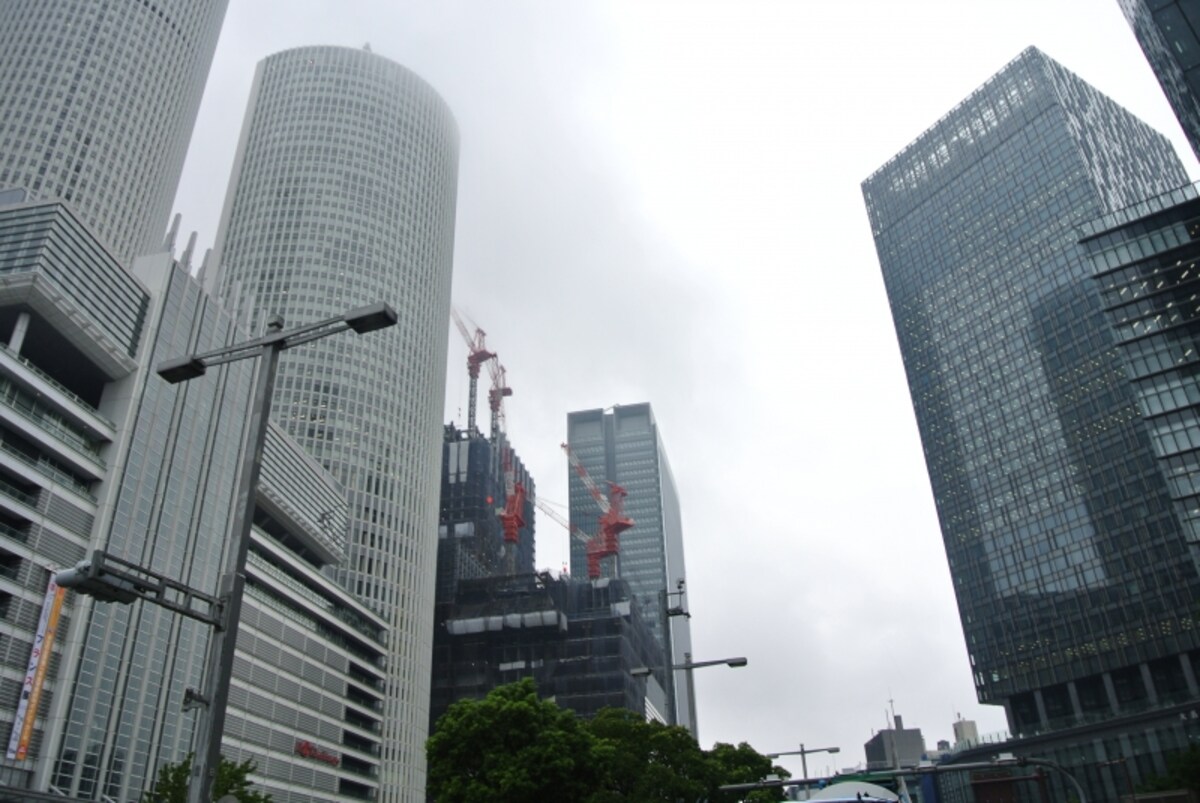 「名古屋」駅前