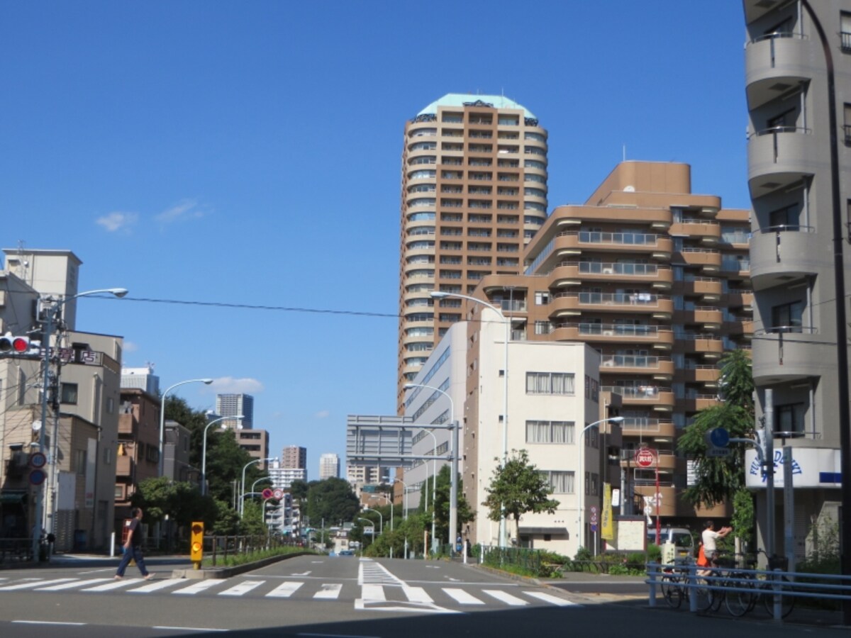 西門入口からグランド坂