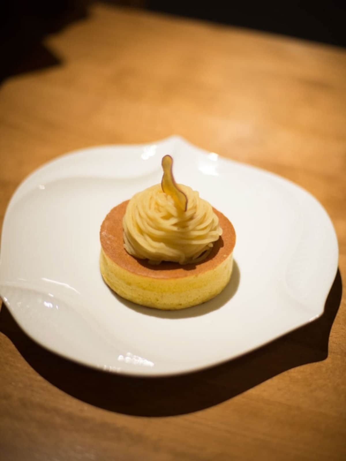 三島甘藷のパンケーキ(900円税込)……糖度が高い三島のサツマイモを使用。甘くてホクホクのトッピングはパンケーキと相性バッチリ。秋~春にかけてのメニュー(画像提供:雪ノ下)