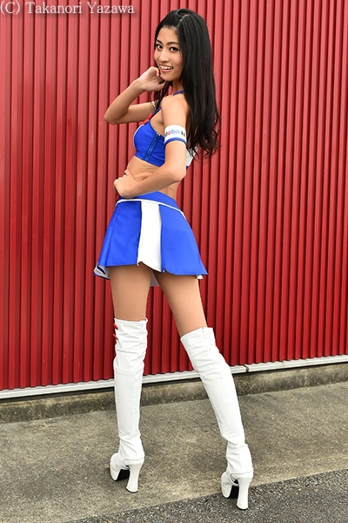 Akira／Mobil 1レースクイーン