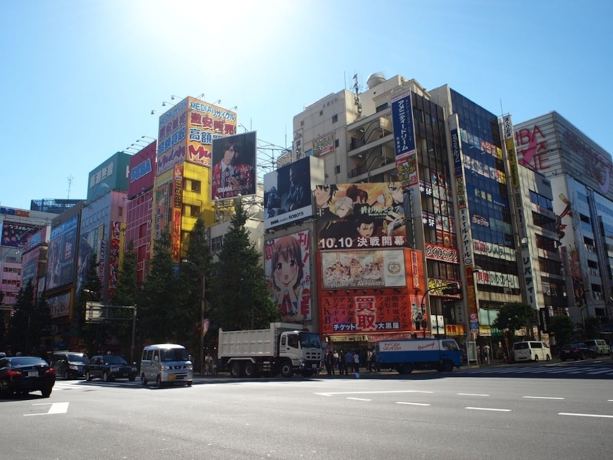 秋葉原地区の中古カメラ屋を紹介