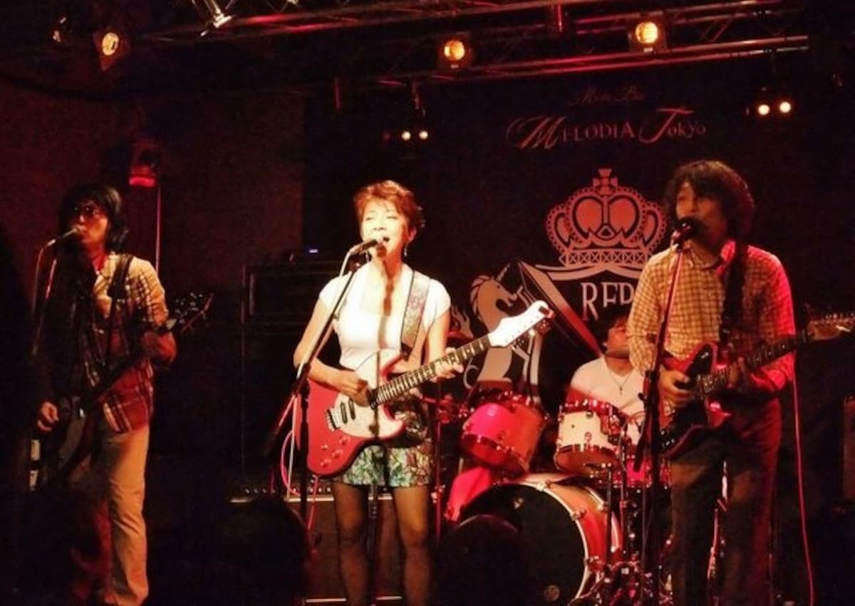 juicyfruits-live