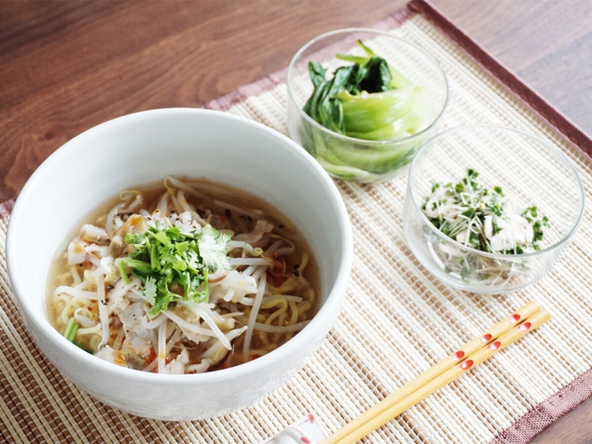 酸辣湯麺定食の献立と段取り