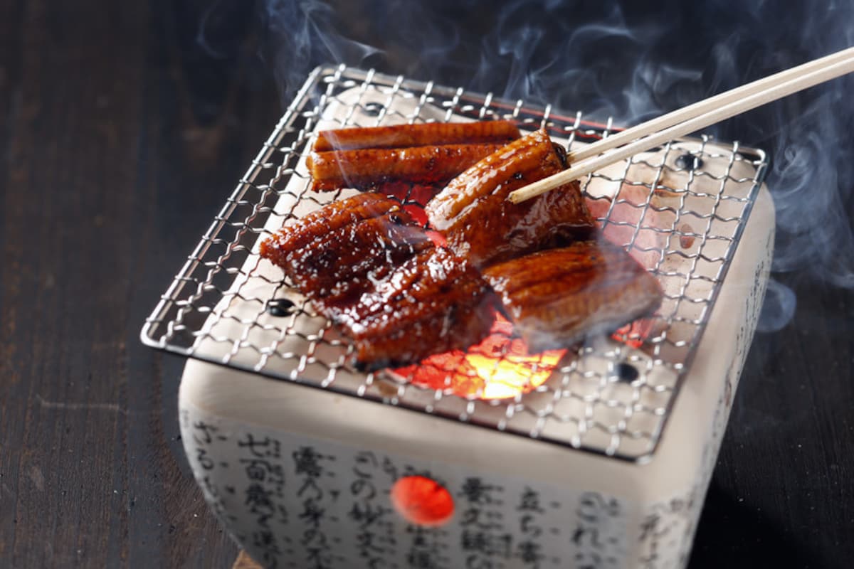 鰻の炭火焼
