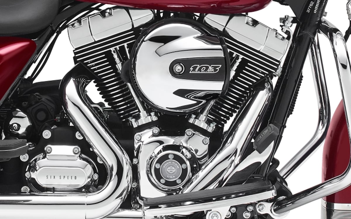 排気量1,689cc / 4ストロークV型2気筒OHV2バルブエンジン［ツインカム103］